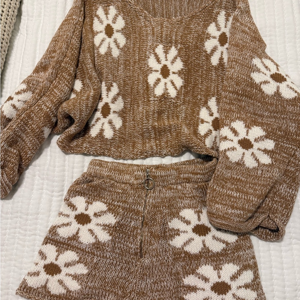STORIA Daisy Floral Knit 2 Piece Set